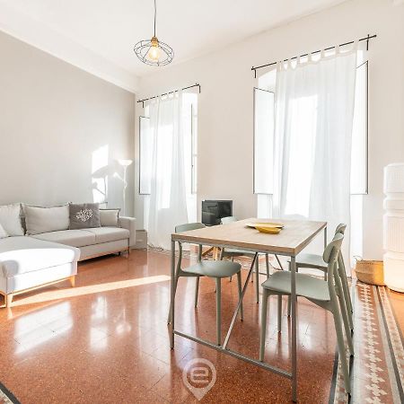 Mirabel Apartment - Wonderful Flat In City Center Кальяри Экстерьер фото