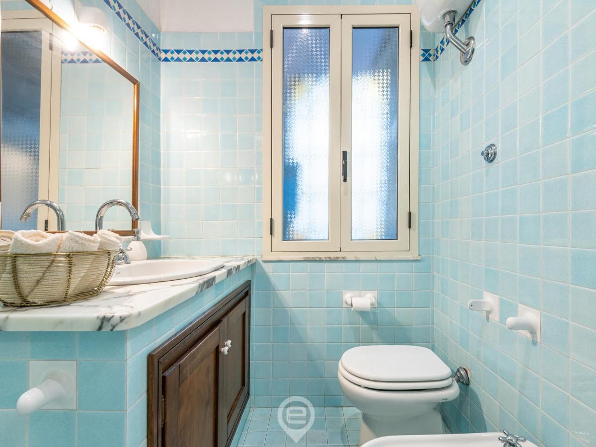 Mirabel Apartment - Wonderful Flat In City Center Кальяри Экстерьер фото